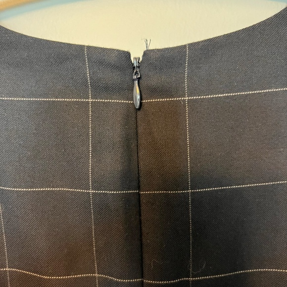 Banana Republic Women's Dress - Picture 5 of 8